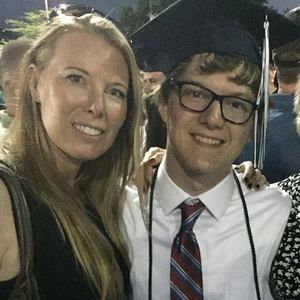 Meet your Posher, Elnita